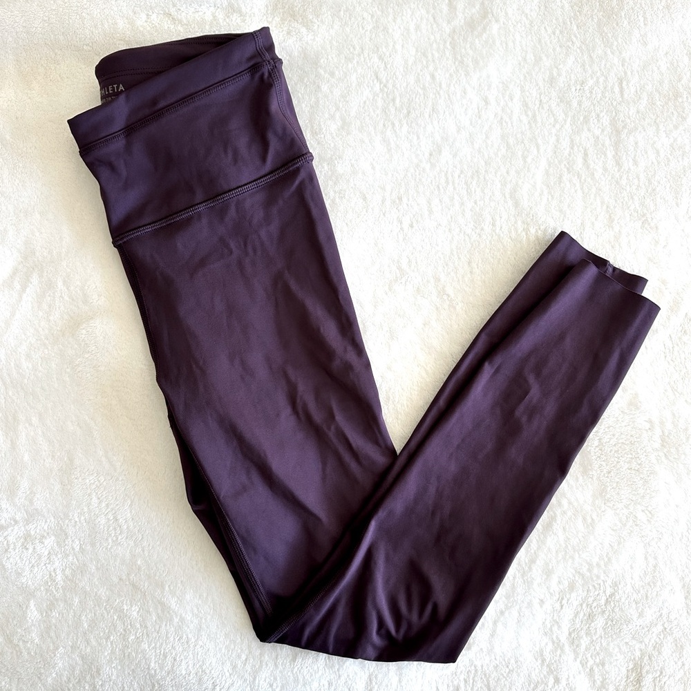 Athleta Accelerate 7/8 Tight - Purple - XS